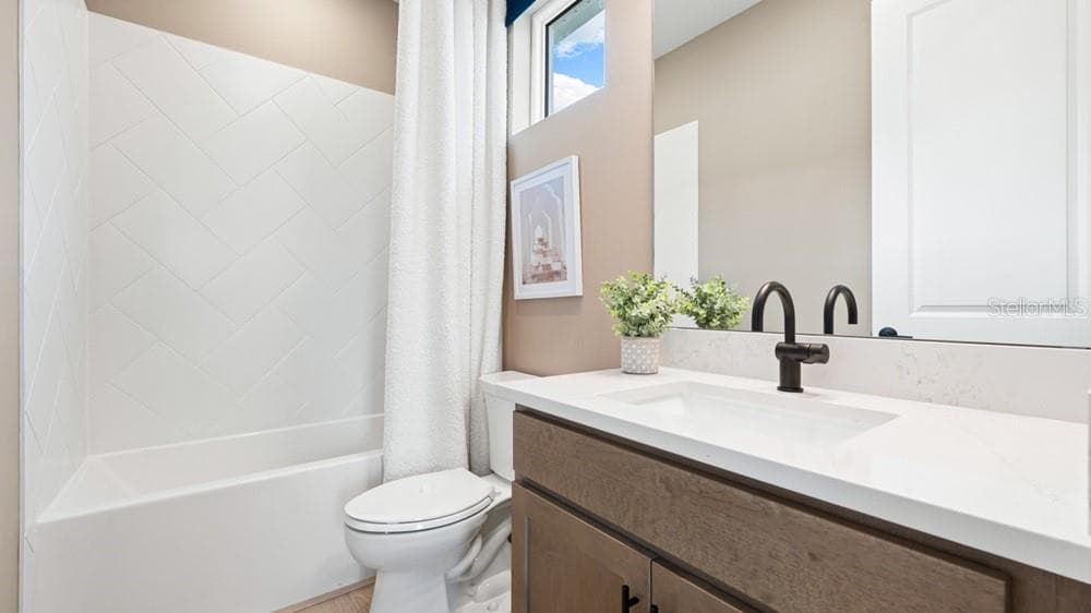 14236 DUNLIN AVENUE — photo 14 of 24