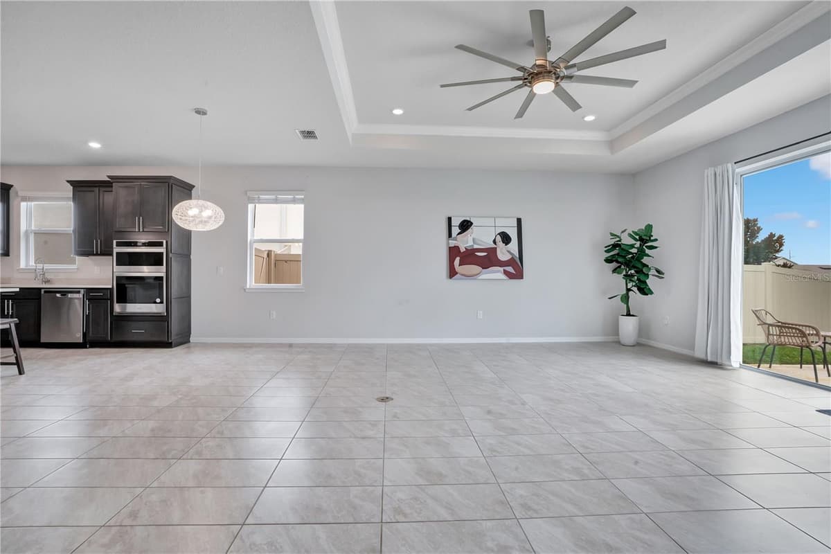 7635 TAORMINA WAY — photo 24 of 69