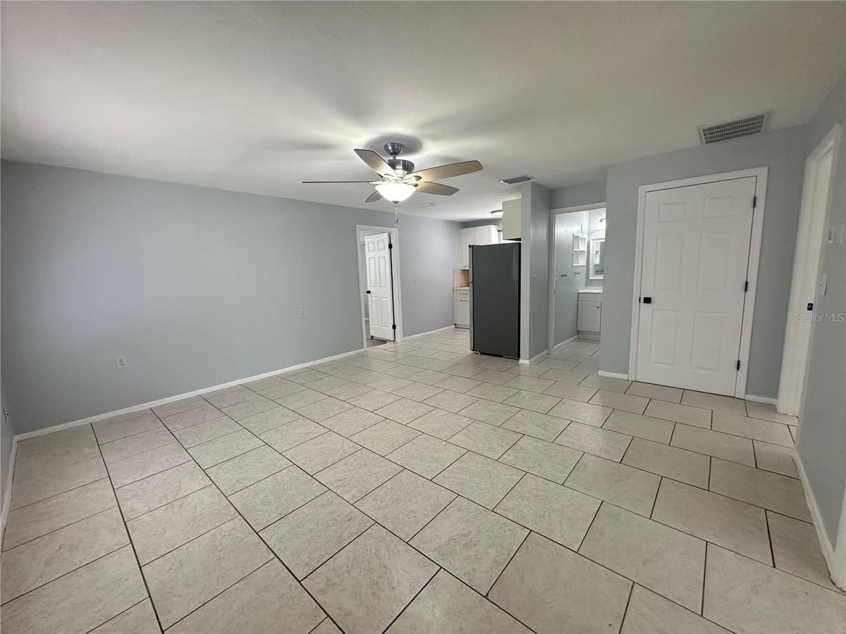 2404 52ND AVENUE DRIVE — photo 27 of 35