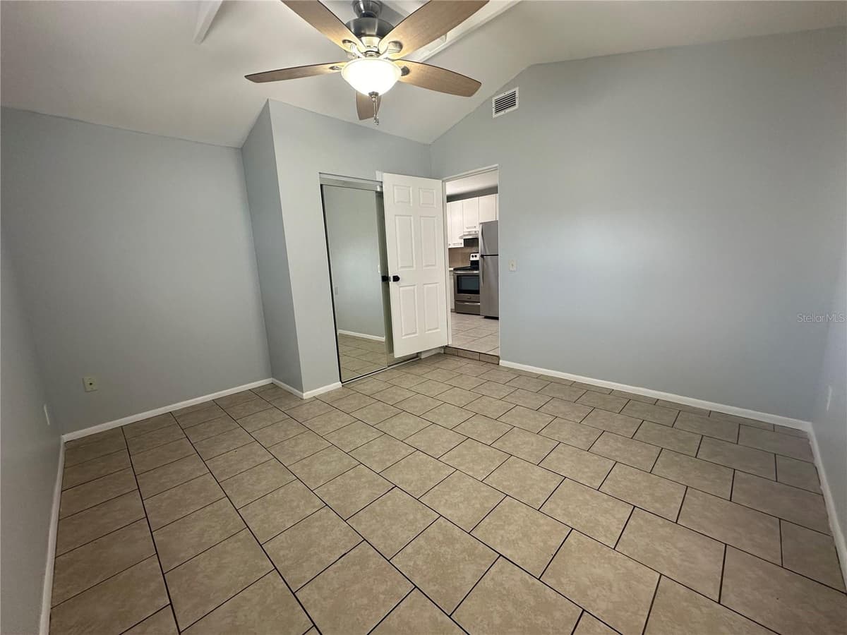 2404 52ND AVENUE DRIVE — photo 32 of 35