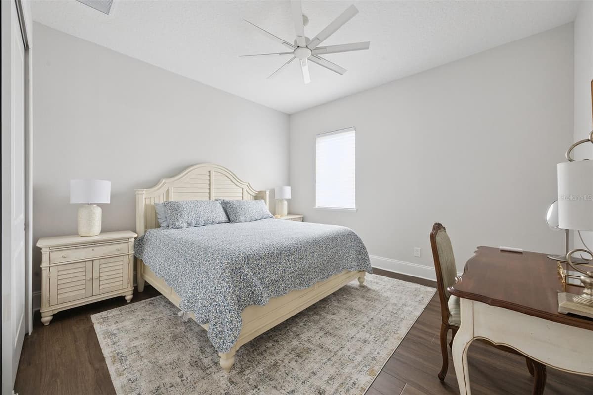 15421 PENDIO DRIVE — photo 27 of 60
