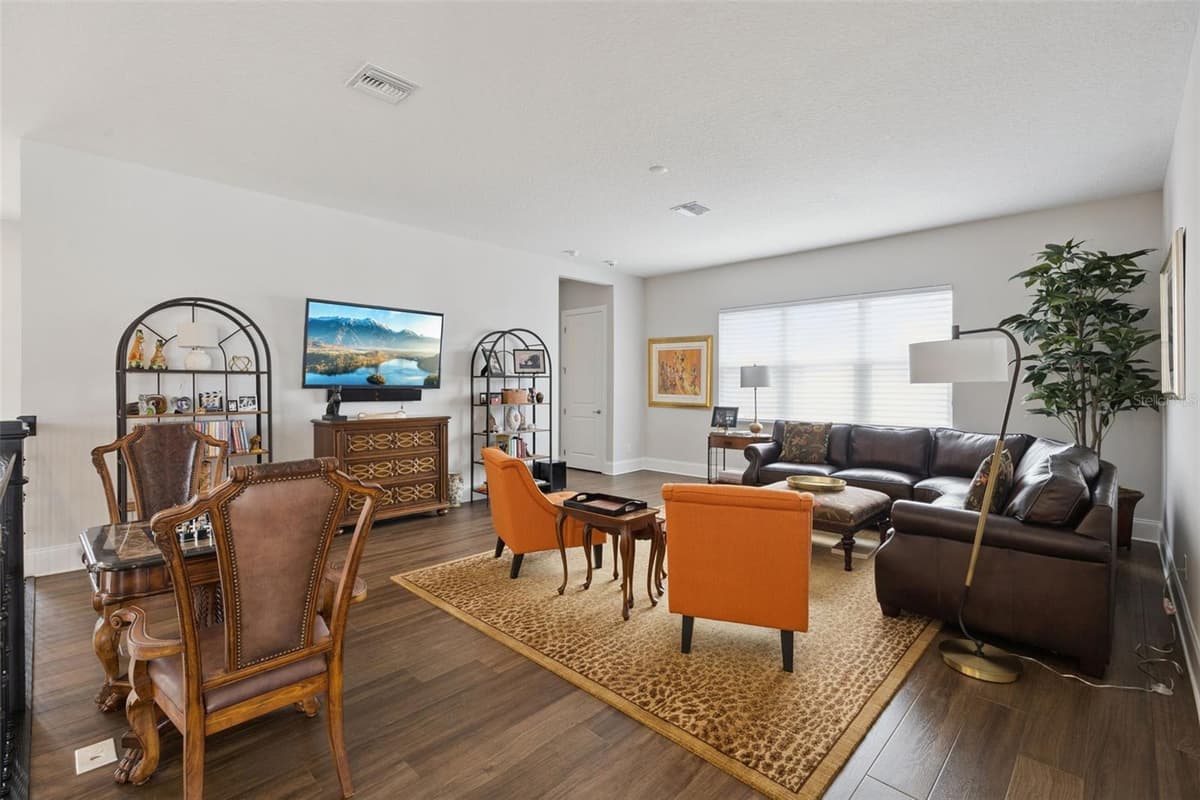15421 PENDIO DRIVE — photo 31 of 60
