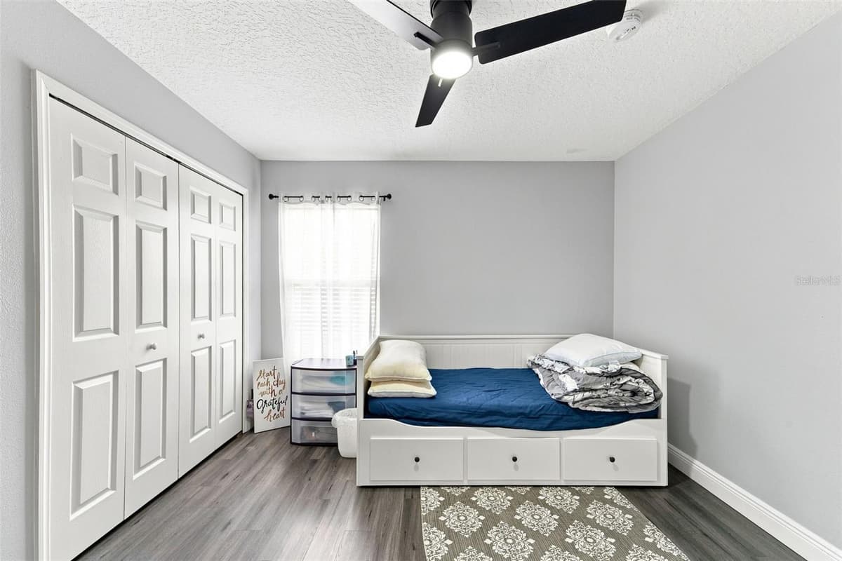 9773 BENNINGTON CHASE DRIVE — photo 16 of 39