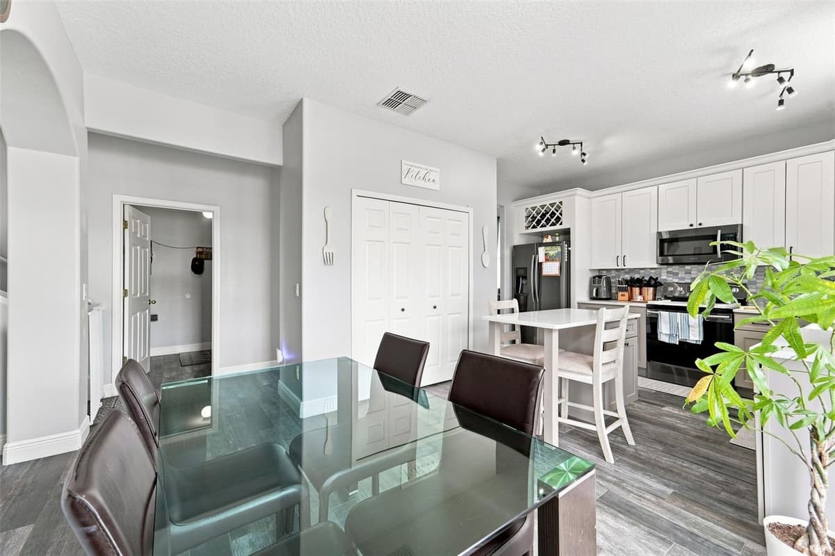 9773 BENNINGTON CHASE DRIVE — photo 27 of 39