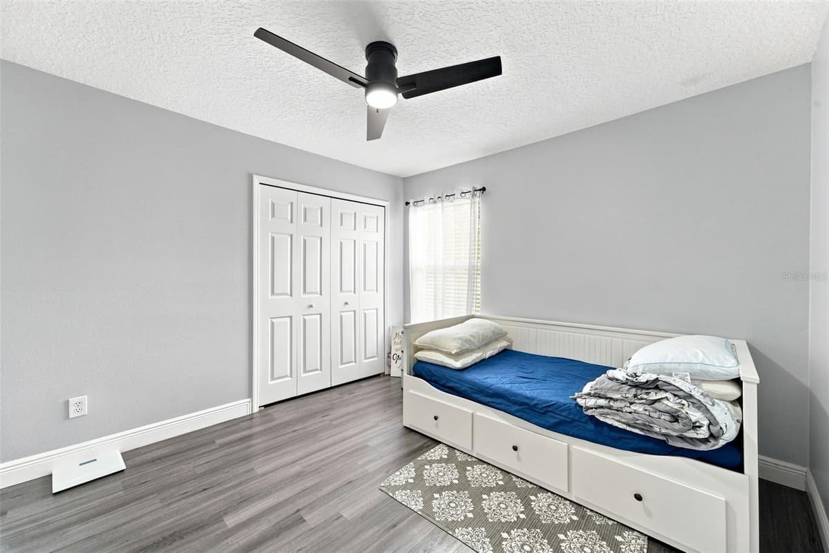 9773 BENNINGTON CHASE DRIVE — photo 15 of 39