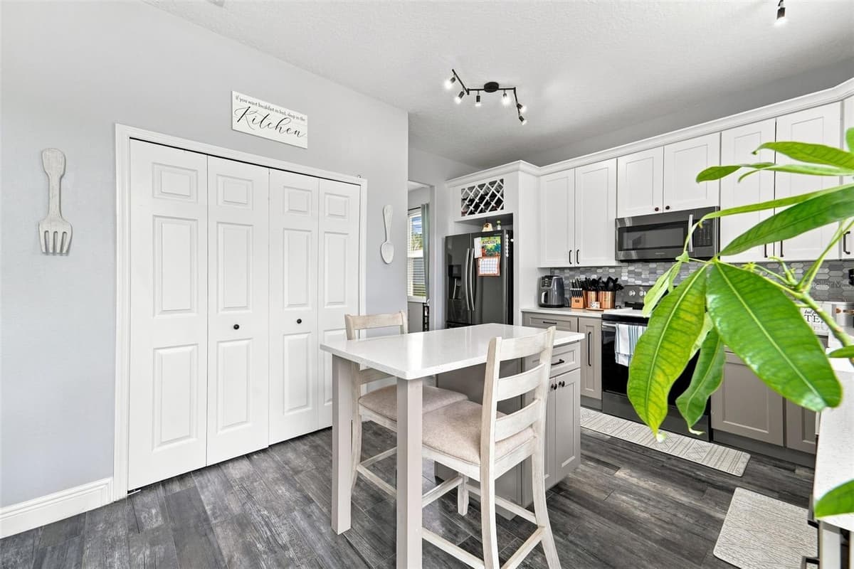 9773 BENNINGTON CHASE DRIVE — photo 31 of 39