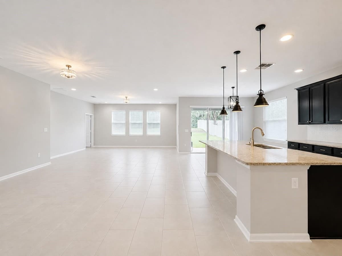 31920 GEOFF WAY — photo 16 of 60