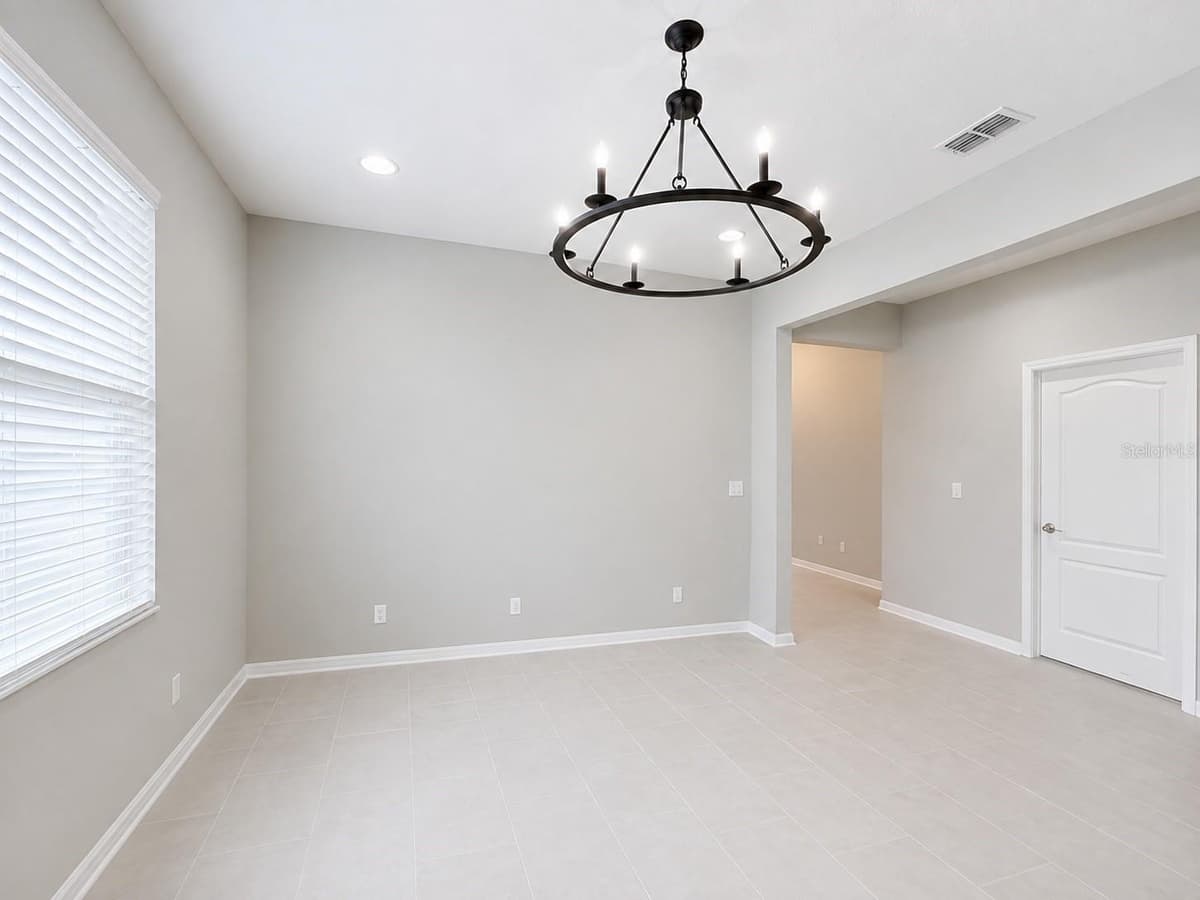 31920 GEOFF WAY — photo 12 of 60