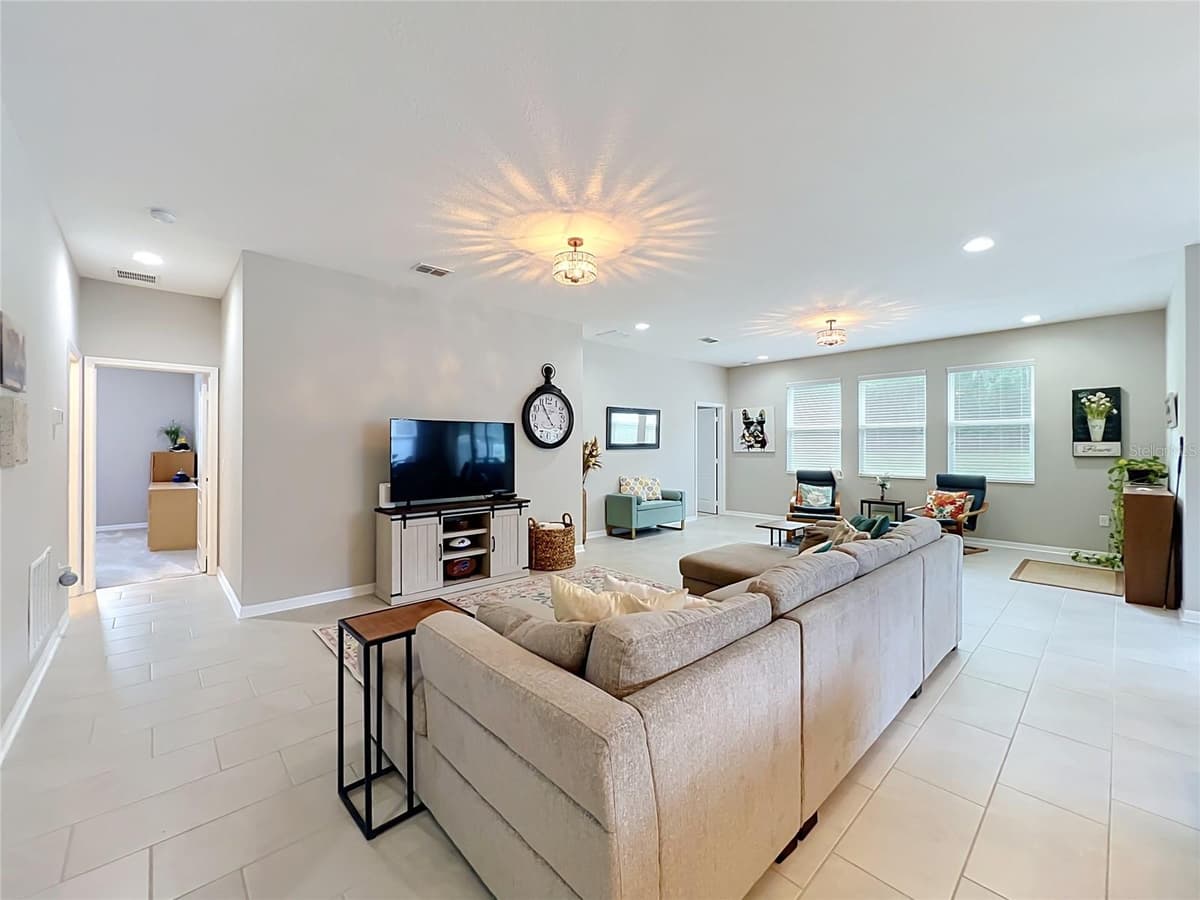 31920 GEOFF WAY — photo 17 of 60