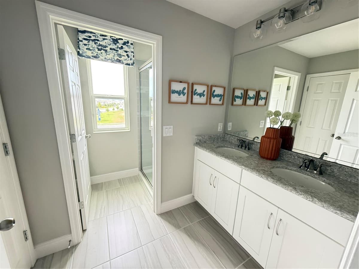 7504 CATANIA LOOP — photo 18 of 21