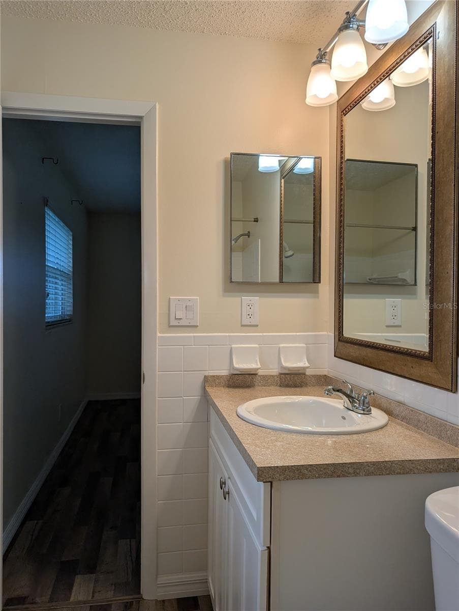 10188 45TH STREET — photo 15 of 60