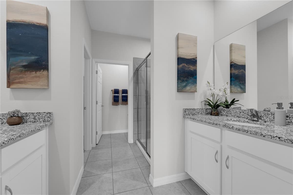 6751 WINTERBERRY DRIVE — photo 31 of 36