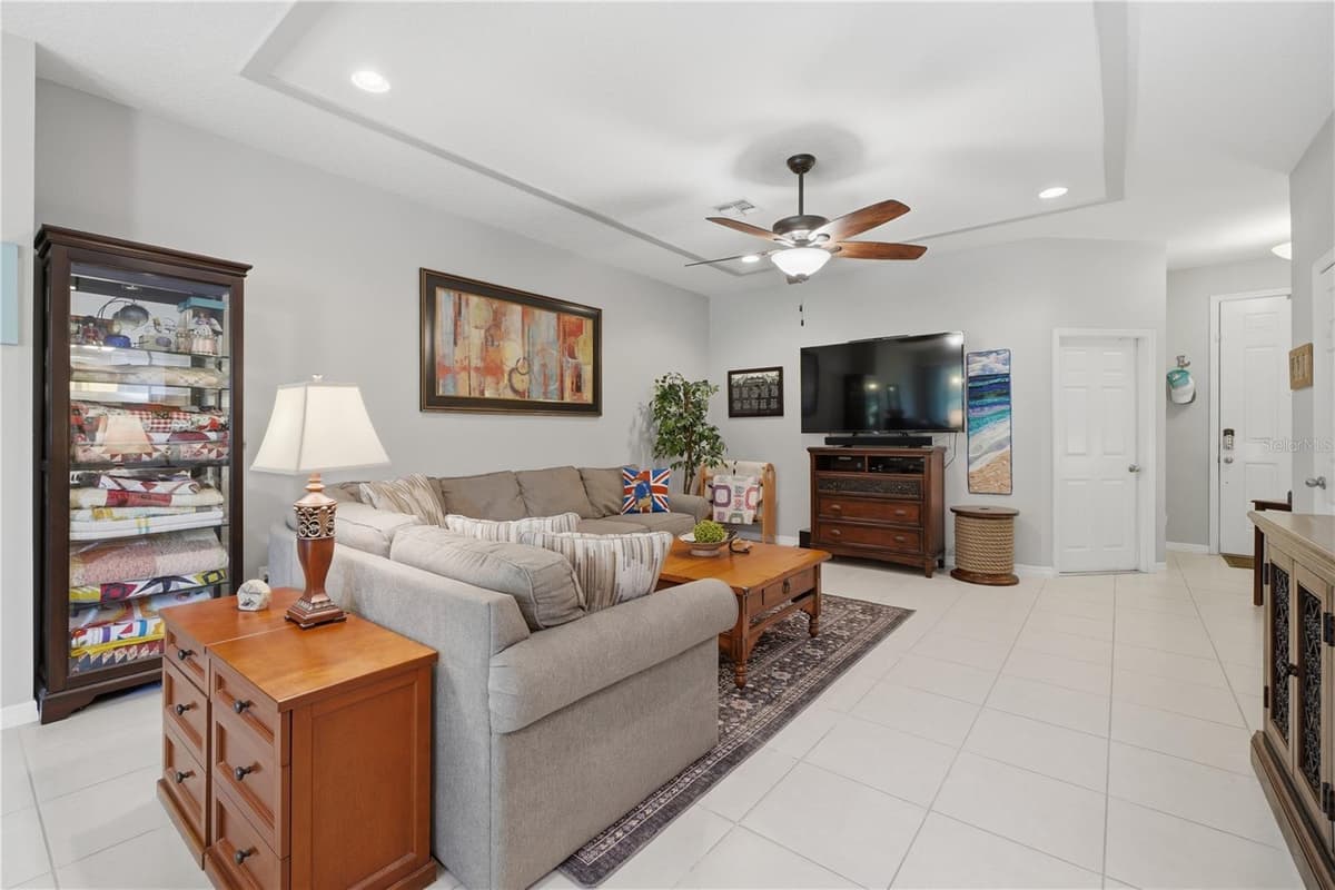 4844 CLIVEDEN LOOP — photo 5 of 42