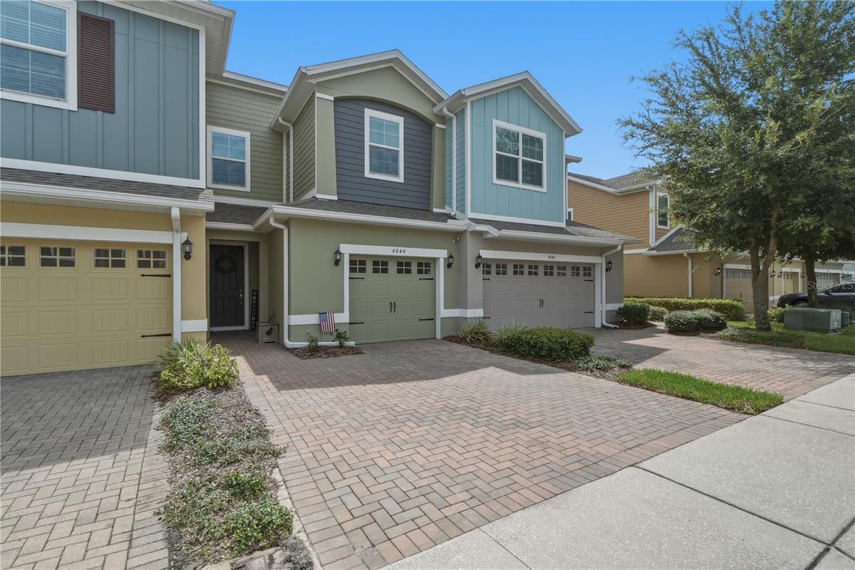 4844 CLIVEDEN LOOP — photo 3 of 42