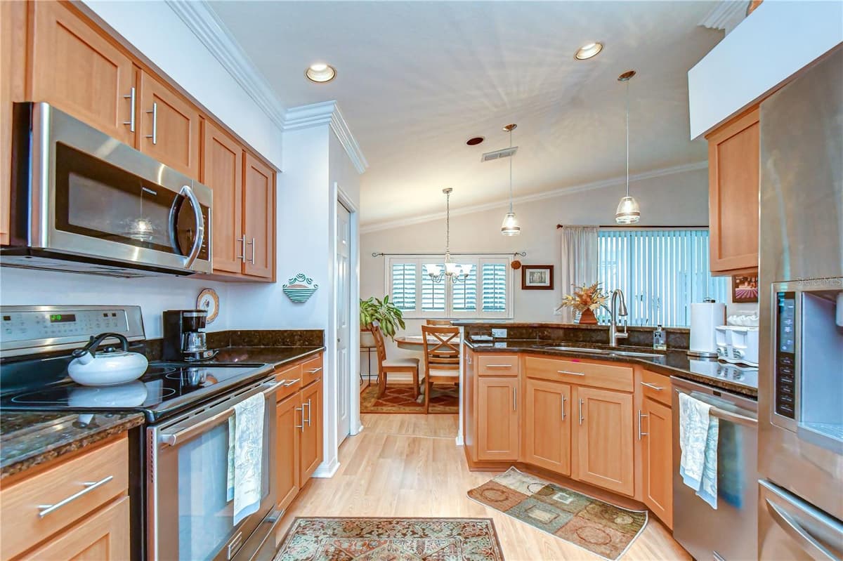 5602 ROCKFIELD LOOP — photo 9 of 31
