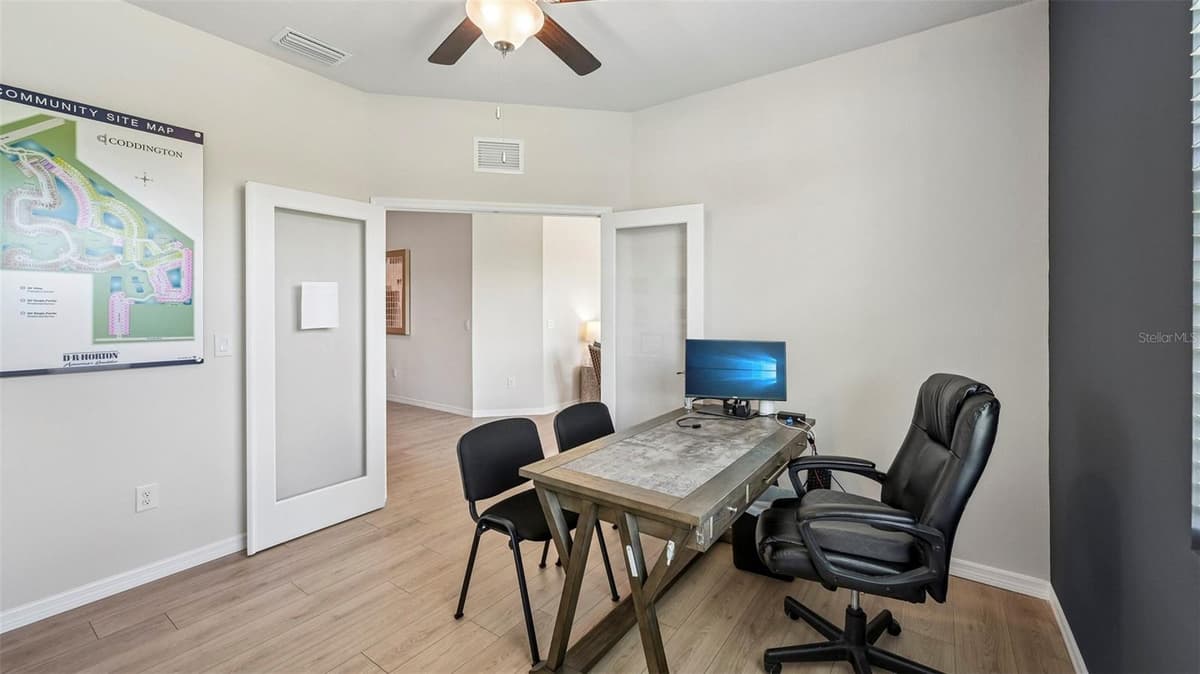 18331 TAVERNSIDE TRAIL — photo 16 of 53