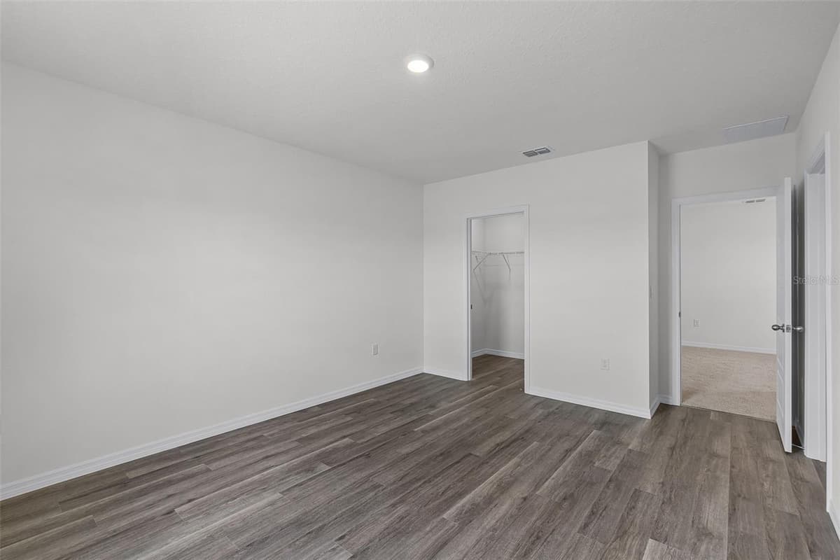 2582 OLYMPIC COURT — photo 28 of 32
