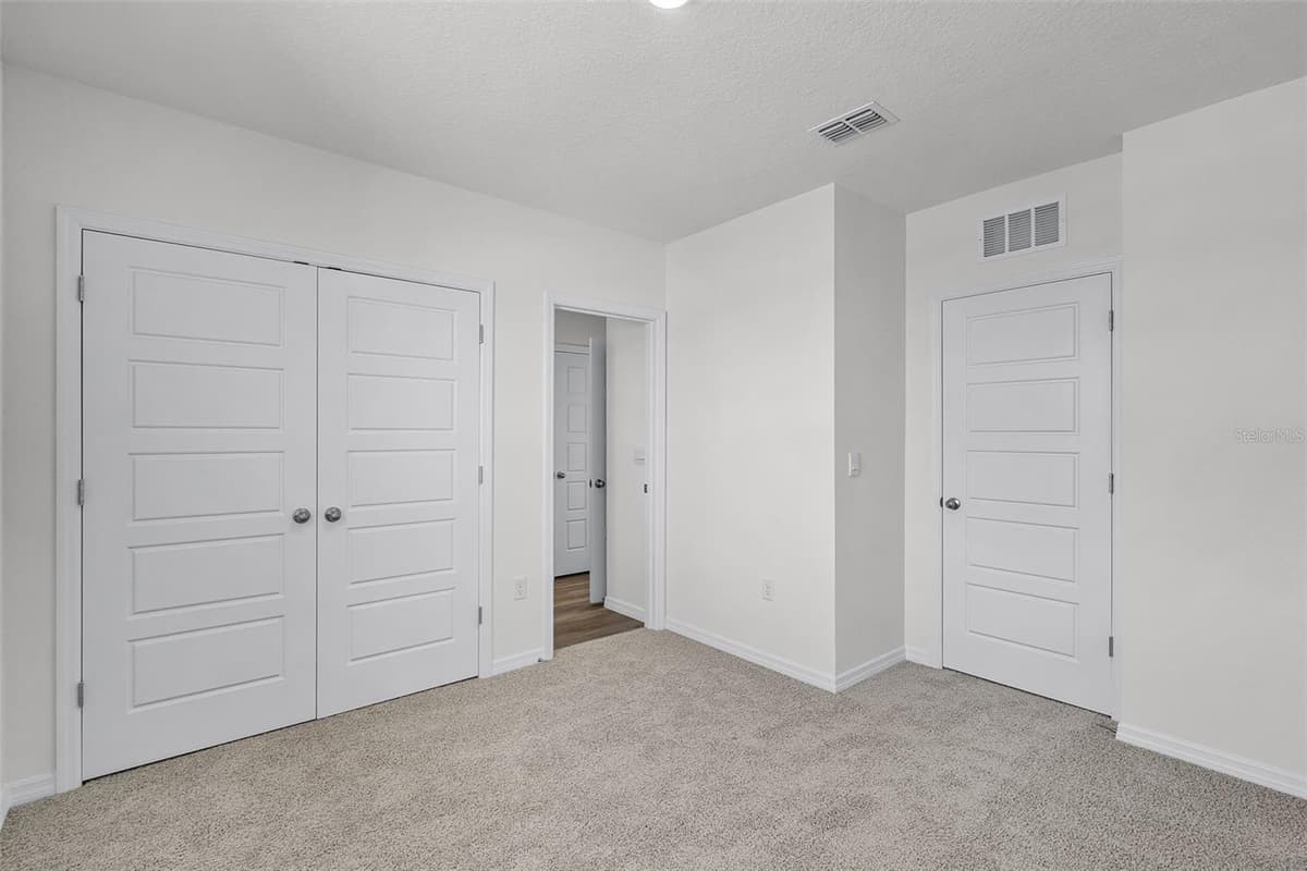 2582 OLYMPIC COURT — photo 26 of 32
