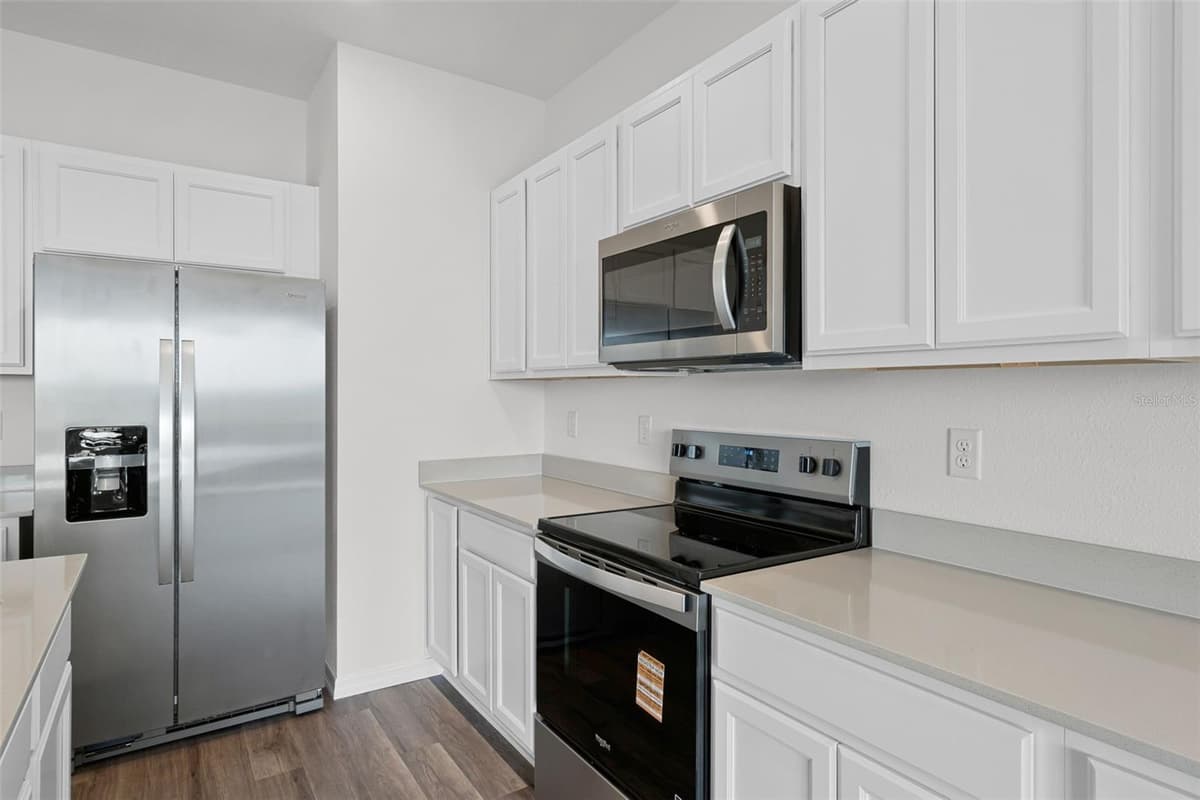 2582 OLYMPIC COURT — photo 15 of 32