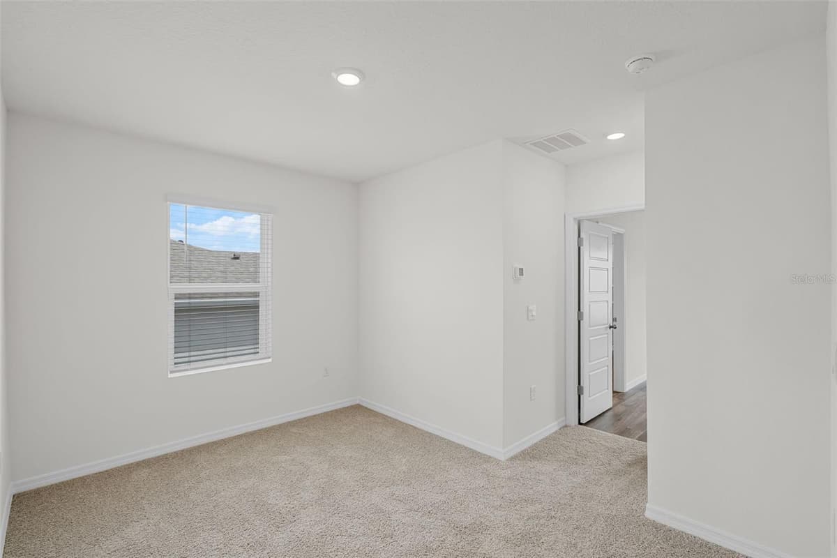 2582 OLYMPIC COURT — photo 21 of 32