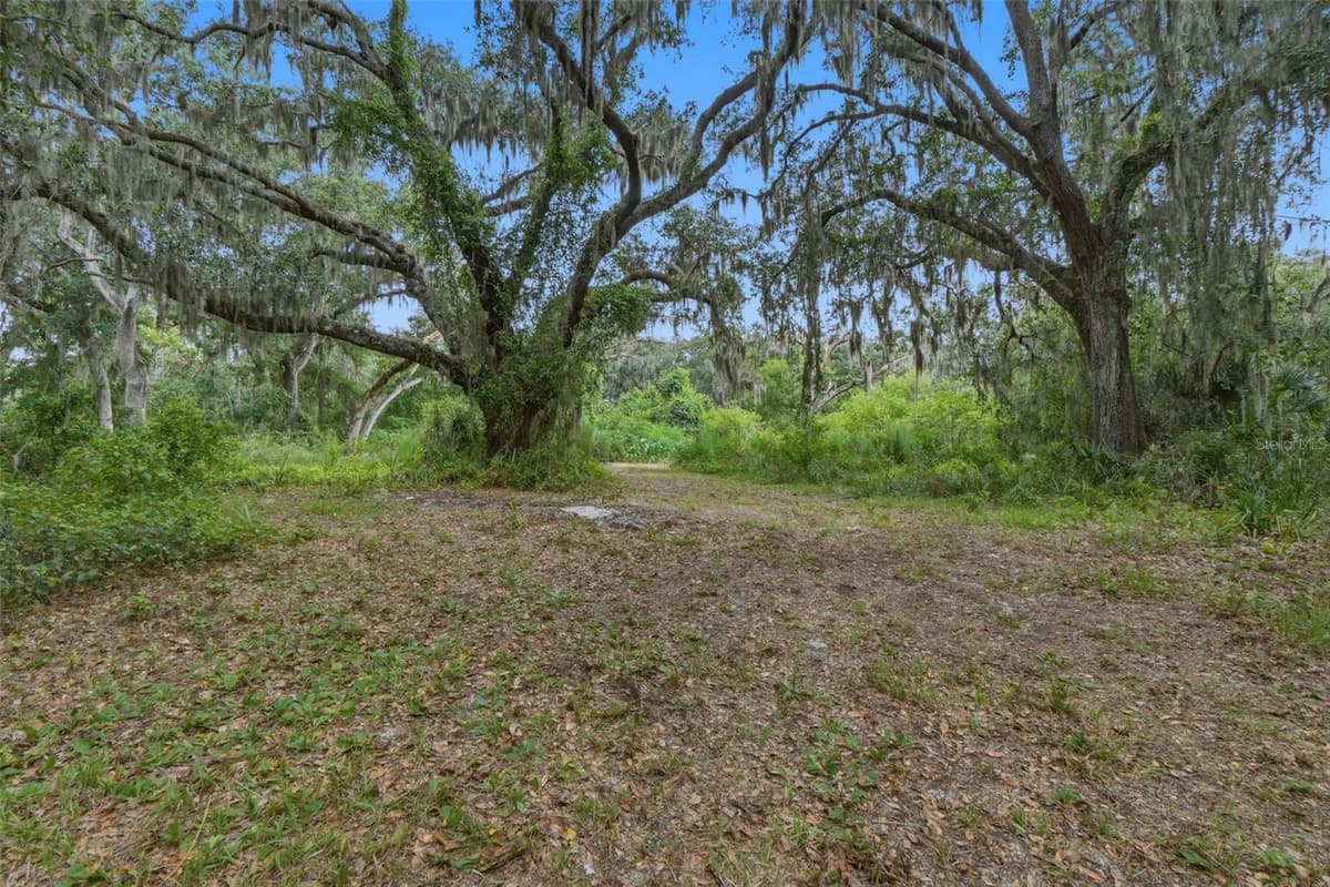 2794 HOLIDAY WOODS DRIVE — photo 17 of 27