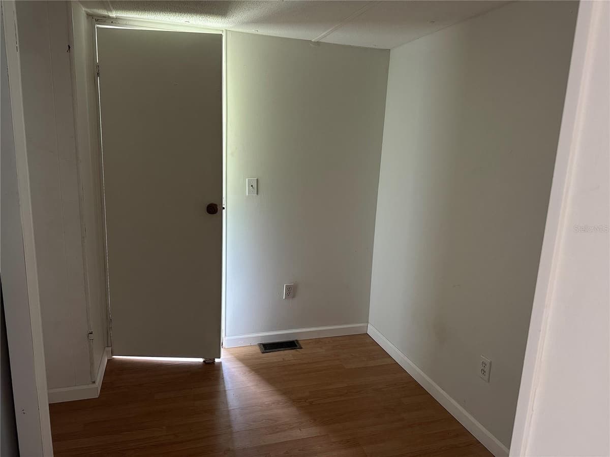 4150 66TH STREET — photo 13 of 17