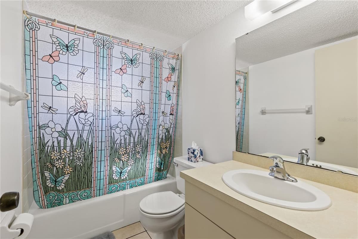 942 CAPRI ISLES BOULEVARD — photo 26 of 39