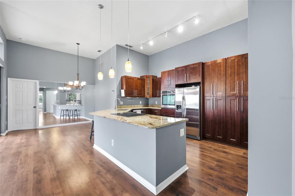 2922 LAKE PINELOCH BOULEVARD — photo 10 of 45