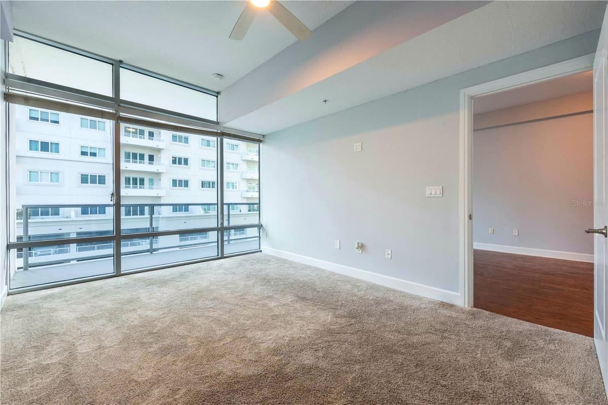 101 EOLA DRIVE — photo 10 of 30