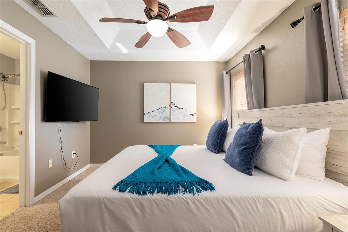3087 SEAVIEW CASTLE DRIVE — photo 11 of 24