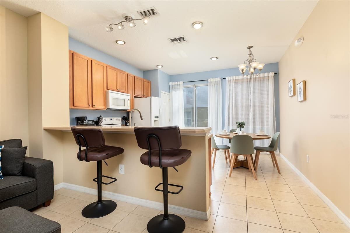 3087 SEAVIEW CASTLE DRIVE — photo 5 of 24