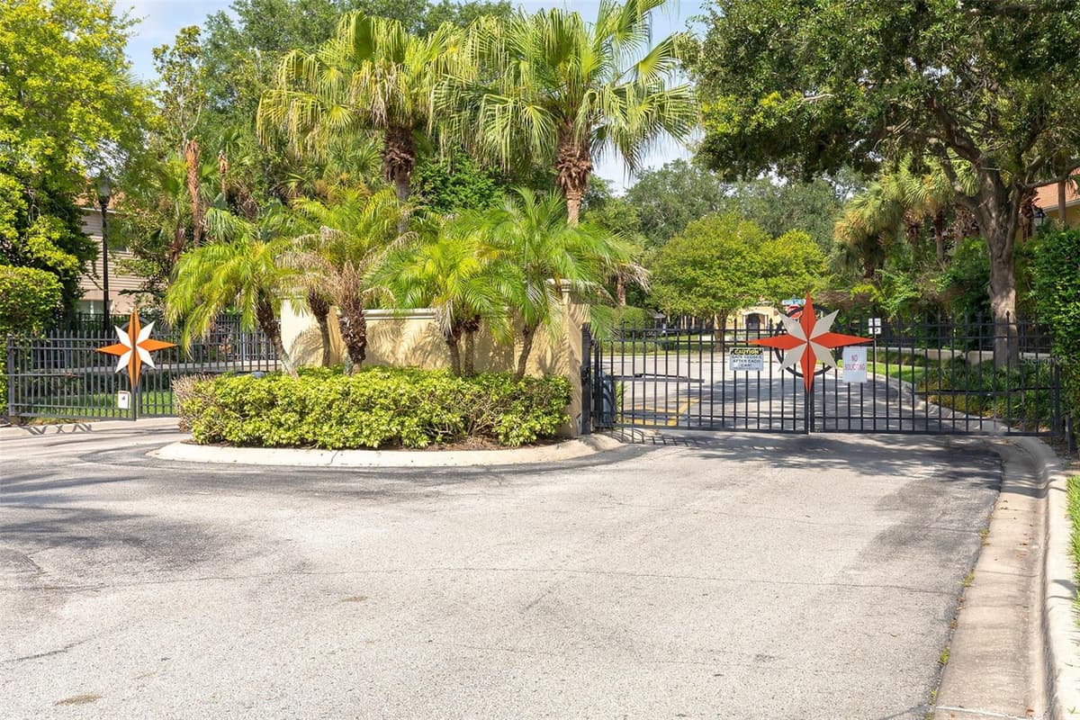 3087 SEAVIEW CASTLE DRIVE — photo 23 of 24