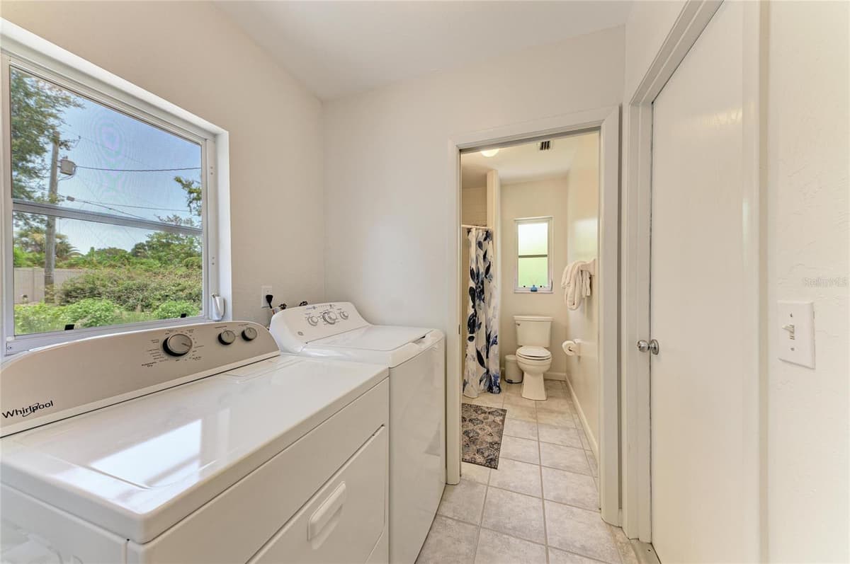 413 BAYCREST DRIVE — photo 32 of 62