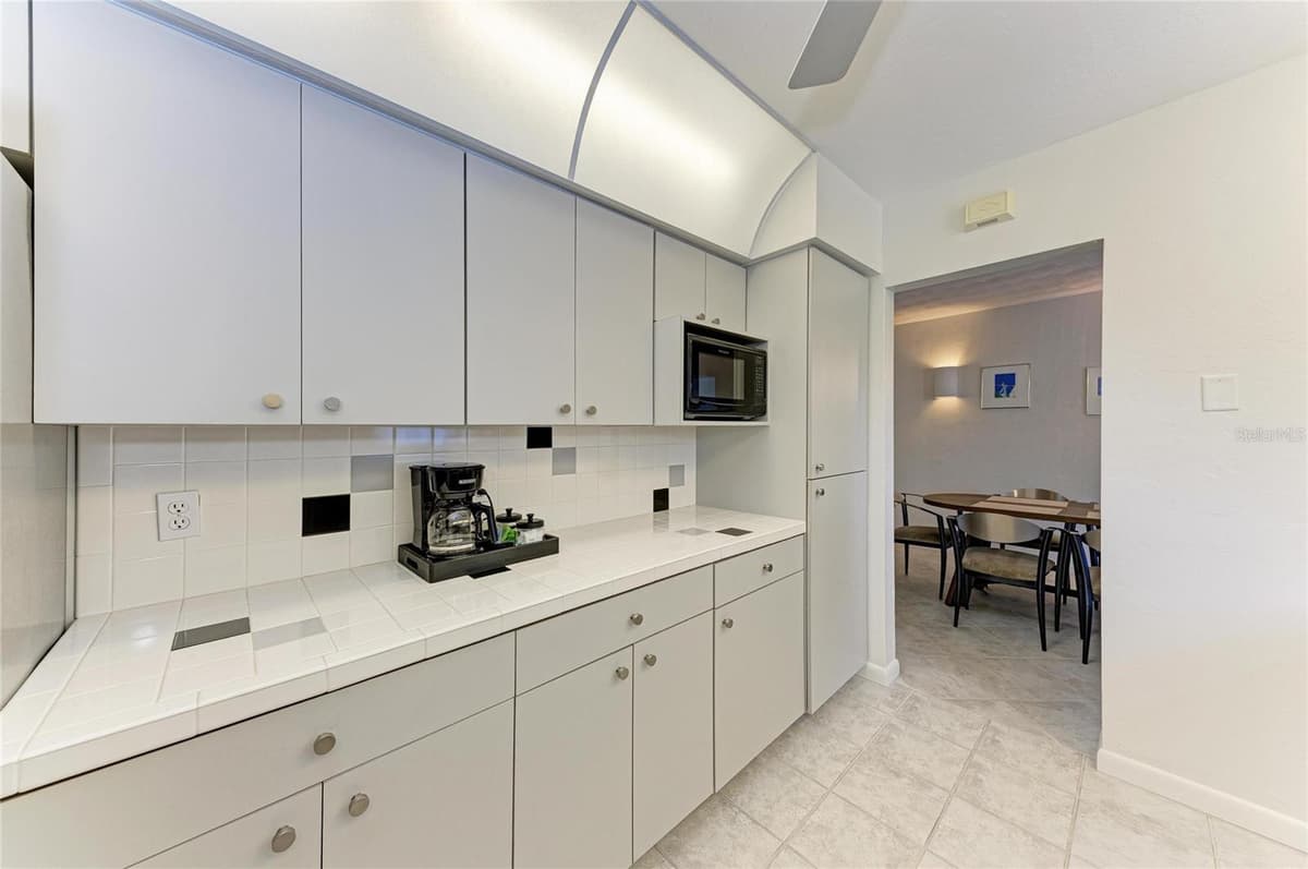 413 BAYCREST DRIVE — photo 16 of 62