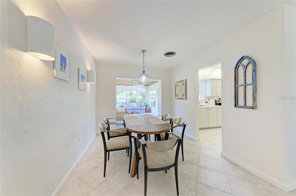 413 BAYCREST DRIVE — photo 19 of 62