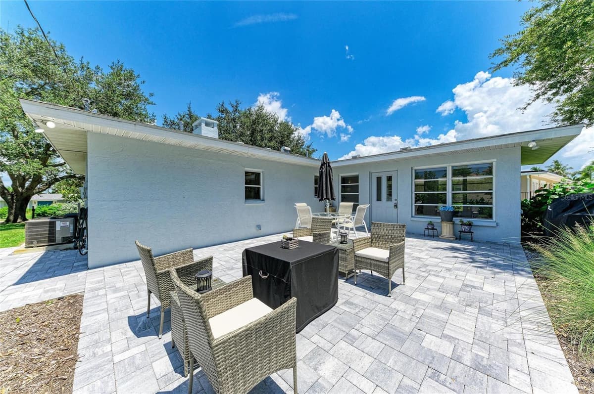 413 BAYCREST DRIVE — photo 40 of 62