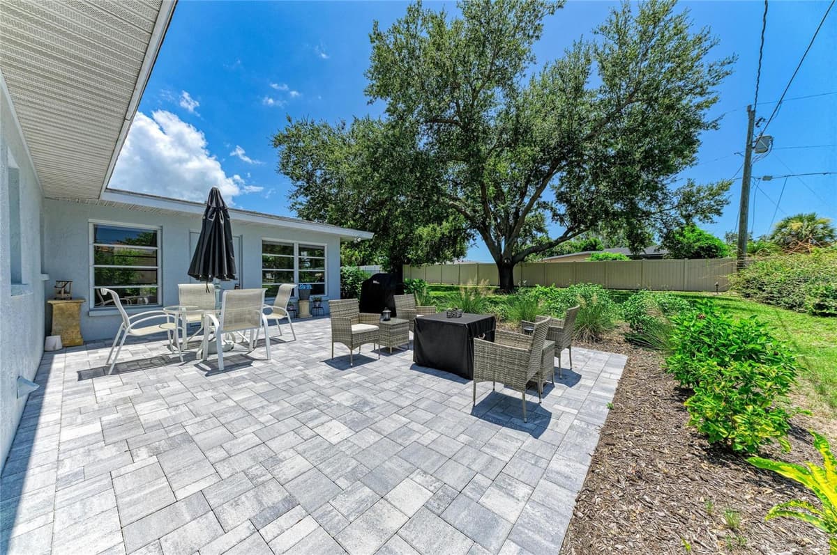 413 BAYCREST DRIVE — photo 39 of 62