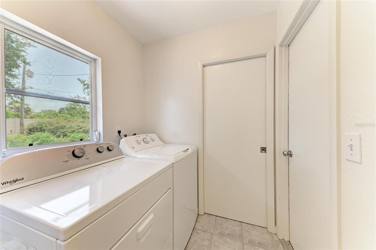 413 BAYCREST DRIVE — photo 31 of 62