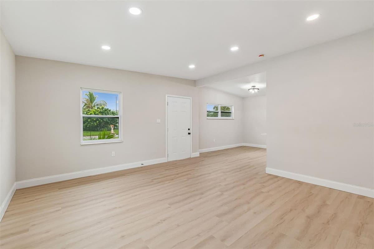 7812 EGYPT LAKE DRIVE — photo 19 of 55