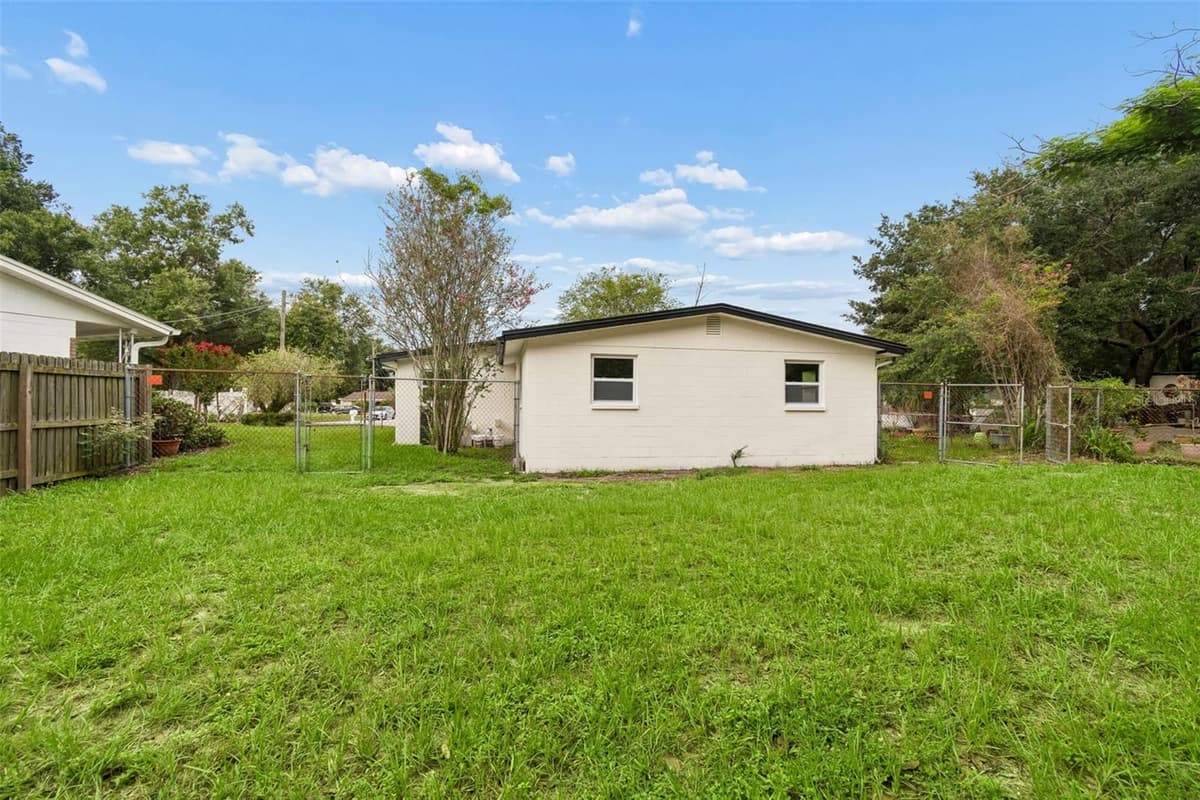4504 ASHMORE DRIVE — photo 44 of 54