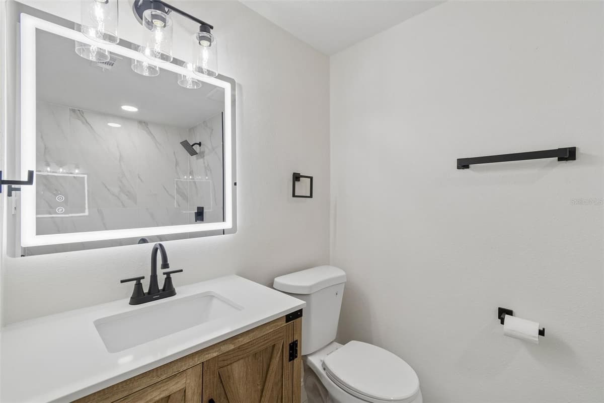 4504 ASHMORE DRIVE — photo 32 of 54