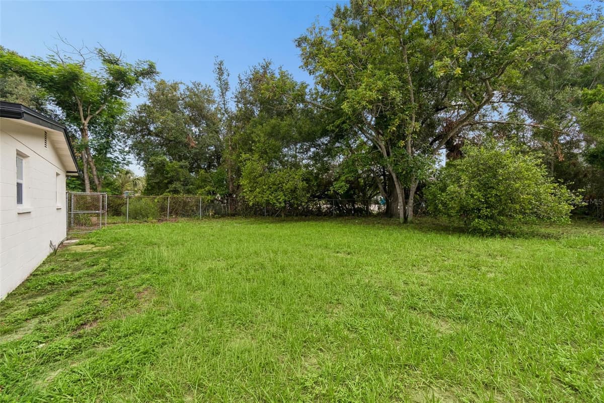 4504 ASHMORE DRIVE — photo 46 of 54