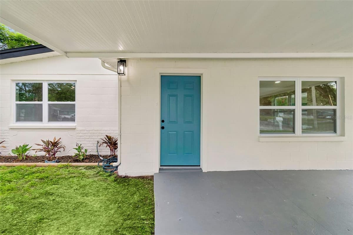 4504 ASHMORE DRIVE — photo 5 of 54