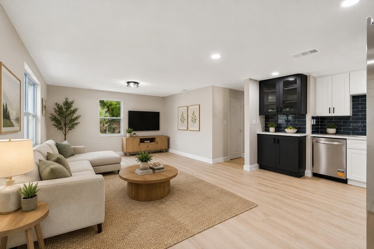 4504 ASHMORE DRIVE — photo 6 of 54