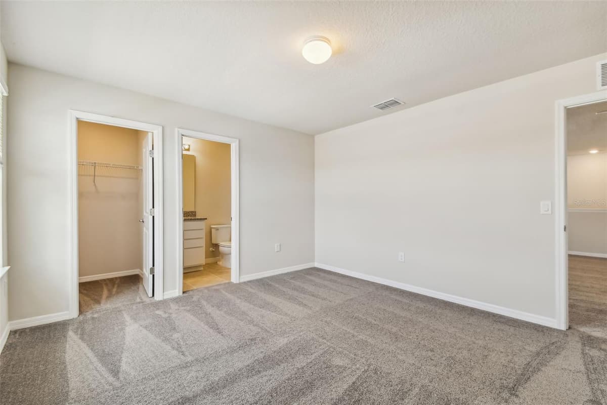 9881 HICKORY PINES AVENUE — photo 15 of 38