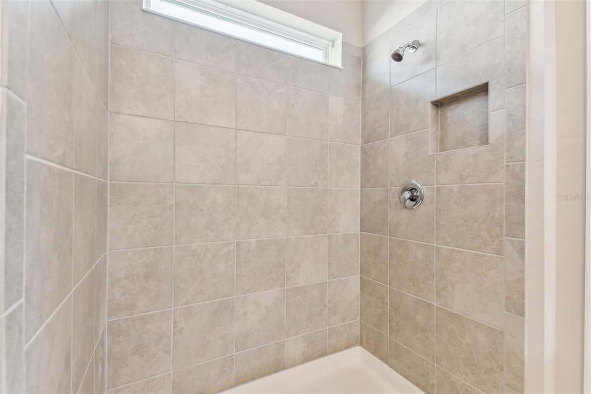 9881 HICKORY PINES AVENUE — photo 10 of 38