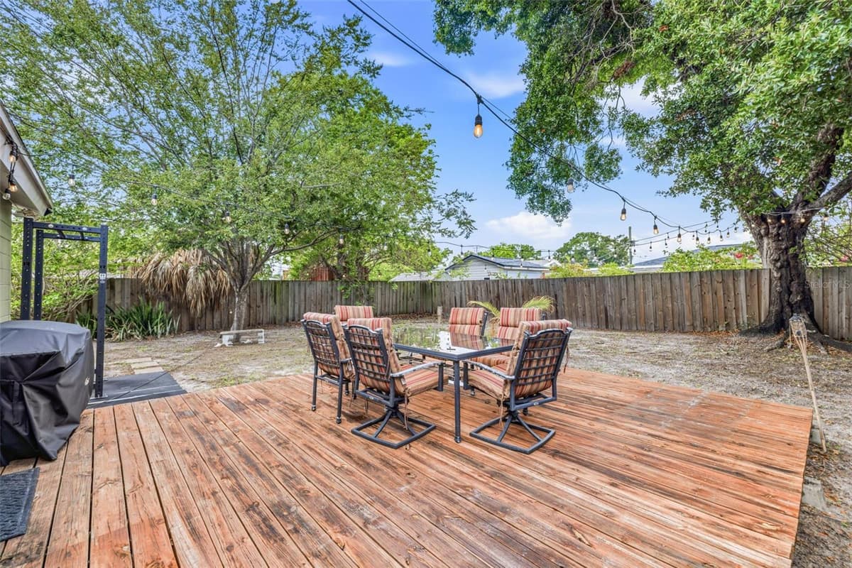 3913 WALLACE AVENUE — photo 21 of 25
