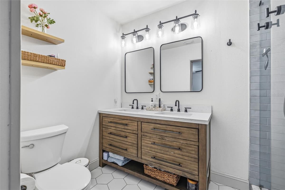 3913 WALLACE AVENUE — photo 15 of 25