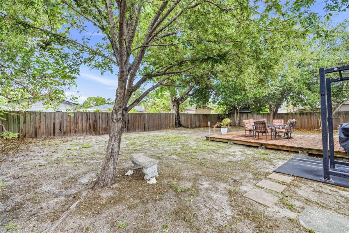 3913 WALLACE AVENUE — photo 23 of 25