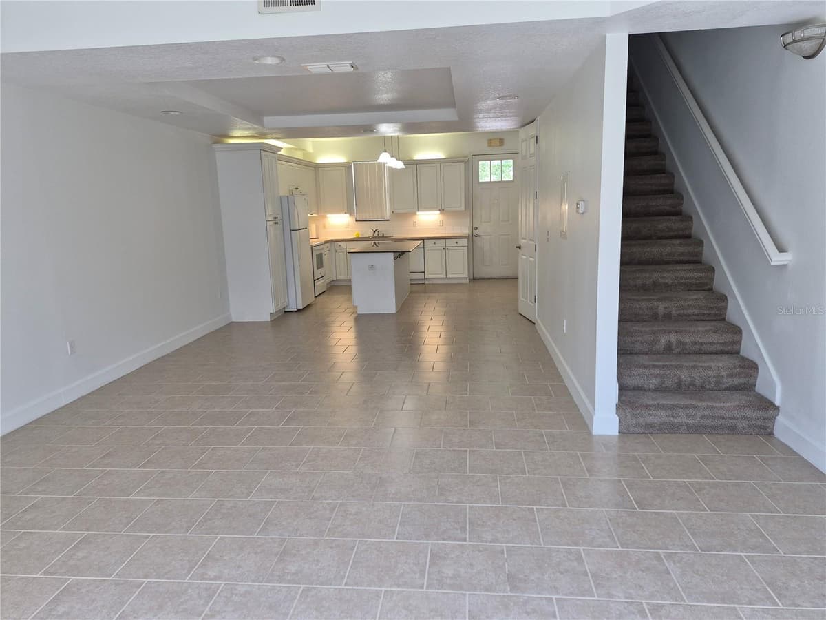 2080 HERITAGE KEY BOULEVARD — photo 2 of 24